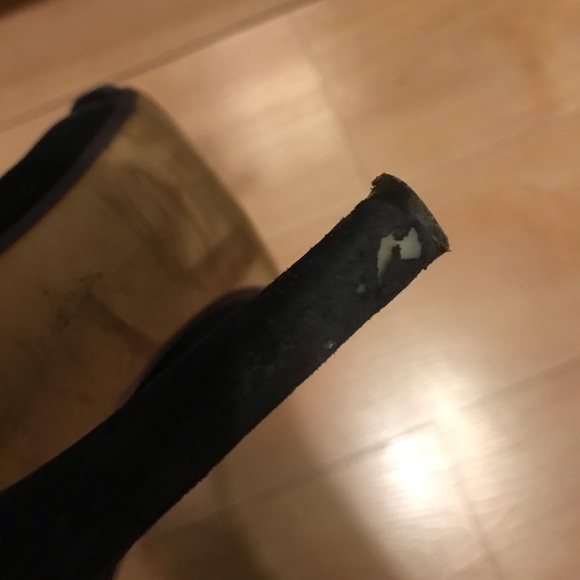 Navy blue faux suede BR pumps. - Picture 5 of 8